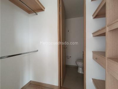 Apartamento de 3 alcobas en venta en Vegas De San Jose, Sabaneta, 72 m² · foto 10 de 11
