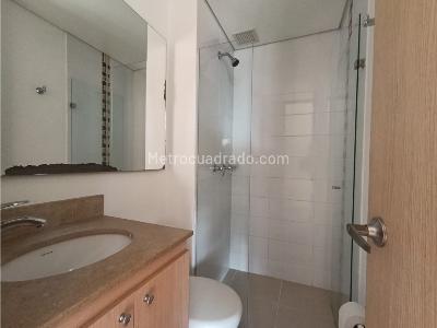 Apartamento de 3 alcobas en venta en Vegas De San Jose, Sabaneta, 72 m² · foto 11 de 11