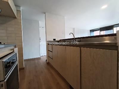 Apartamento de 2 alcobas en arriendo en El Tesoro, Medellín, 101 m² · foto 2 de 11