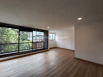 Apartamento de 2 alcobas en arriendo en El Tesoro, Medellín, 101 m² · foto 4 de 11