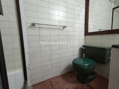 Apartamento de 2 alcobas en arriendo en El Tesoro, Medellín, 101 m² · foto 11 de 11