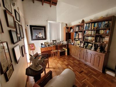 Casa de 4 alcobas en venta en Las Palmas, Medellín, 310 m² · foto 5 de 15