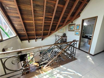 Casa de 4 alcobas en venta en Las Palmas, Medellín, 310 m² · foto 7 de 15