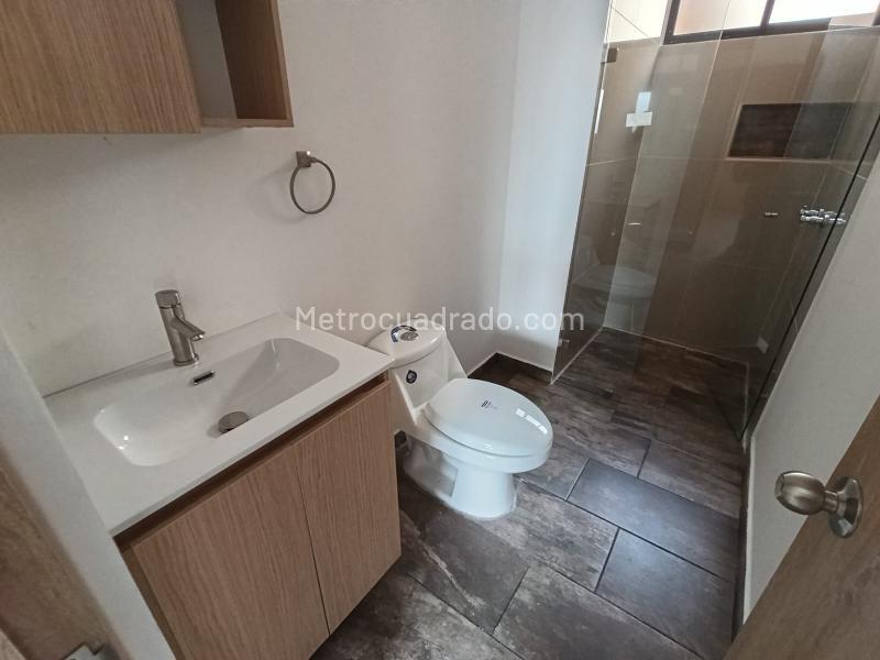 1BR Apartment in Laureles Medellin (31 m²) - 4