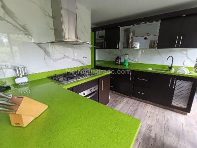 Apartamento de 4 alcobas en arriendo en San Joaquin Laureles, Medellín, 103 m² · foto 10 de 16