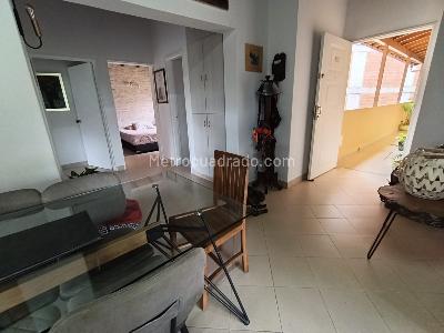 Apartamento de 4 alcobas en arriendo en San Joaquin Laureles, Medellín, 103 m² · foto 11 de 16