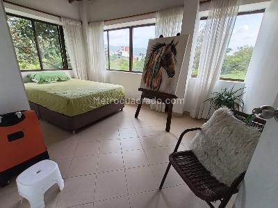 Apartamento de 4 alcobas en arriendo en San Joaquin Laureles, Medellín, 103 m² · foto 12 de 16