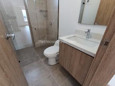 Apartamento de 3 alcobas en arriendo en Laureles Medellin, Medellín, 106 m² · foto 13 de 20