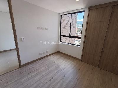 Apartamento de 3 alcobas en arriendo en Laureles Medellin, Medellín, 106 m² · foto 15 de 20