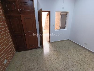 Casa de 3 alcobas en arriendo en Laureles Medellin, Medellín, 90 m² · foto 2 de 17