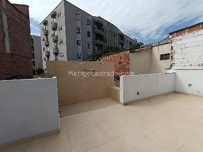 Casa de 3 alcobas en arriendo en Lorena, Medellín, 255 m² · foto 13 de 17