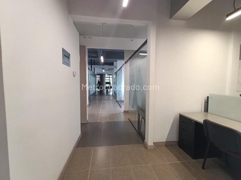 Oficina en Arriendo, Altos Del Poblado Cola Del Zorro, Medellín - Ansicht 4