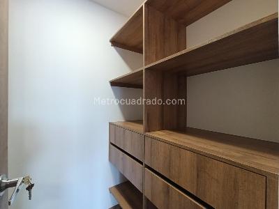 Apartamento de 2 alcobas en arriendo en Las Casitas Envigado, Envigado, 63 m² · foto 7 de 20