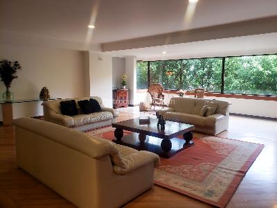 Apartamento de 3 alcobas en arriendo en Los Balsos, Medellín, 255 m² · foto 3 de 20