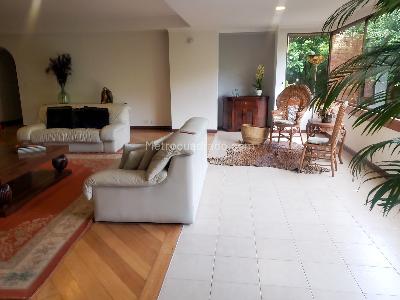 Apartamento de 3 alcobas en arriendo en Los Balsos, Medellín, 255 m² · foto 5 de 20