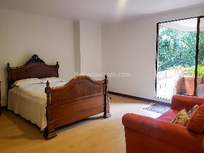 Apartamento de 3 alcobas en arriendo en Los Balsos, Medellín, 255 m² · foto 20 de 20