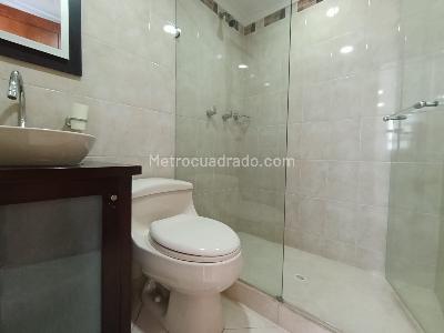 Apartamento de 2 alcobas en arriendo en Los Balsos, Medellín, 86 m² · foto 6 de 12