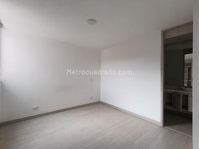 Apartamento de 3 alcobas en arriendo en Prados De Sabaneta, Sabaneta, 84 m² · foto 5 de 20