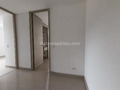 Apartamento de 3 alcobas en arriendo en Prados De Sabaneta, Sabaneta, 84 m² · foto 10 de 20