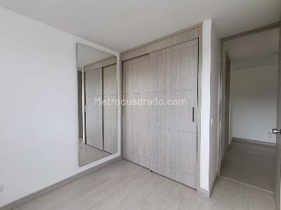 Apartamento de 3 alcobas en arriendo en Prados De Sabaneta, Sabaneta, 84 m² · foto 12 de 20