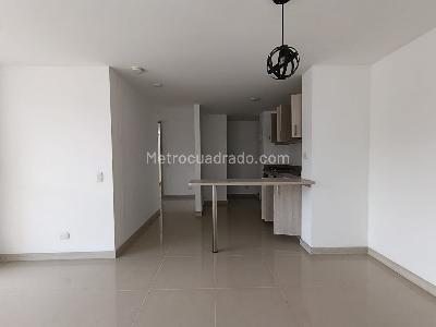 Apartamento de 3 alcobas en arriendo en Prados De Sabaneta, Sabaneta, 84 m² · foto 16 de 20