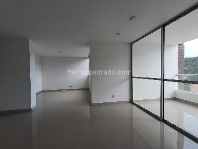 Apartamento de 3 alcobas en arriendo en Prados De Sabaneta, Sabaneta, 84 m² · foto 18 de 20