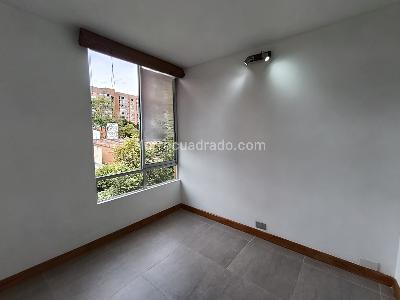 Apartamento de 2 alcobas en arriendo en Los Balsos, Medellín, 54 m² · foto 7 de 10