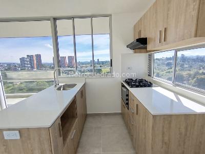 Apartamento de 3 alcobas en arriendo en Los Colegios, Rionegro, 79 m² · foto 3 de 17