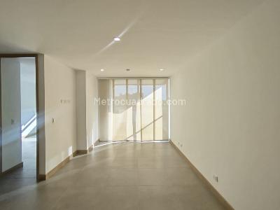 Apartamento de 1 alcoba en arriendo en El Porvenir Rio Negro, Rionegro, 48 m² · foto 3 de 13