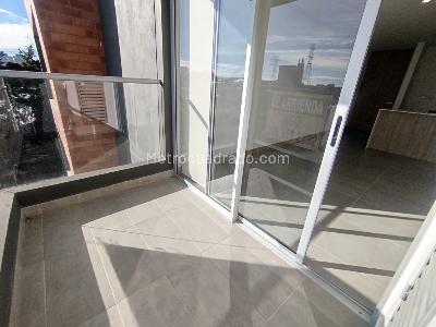 Apartamento de 1 alcoba en arriendo en El Porvenir Rio Negro, Rionegro, 48 m² · foto 10 de 13
