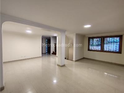 Casa de 3 alcobas en venta en La Frontera, Medellín, 220 m² · foto 6 de 20