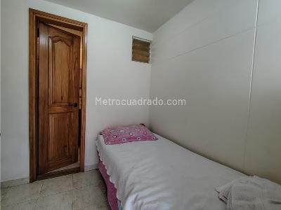Casa de 3 alcobas en venta en La Frontera, Medellín, 220 m² · foto 15 de 20