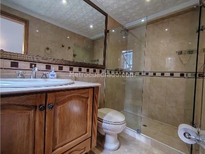 Casa de 3 alcobas en venta en La Frontera, Medellín, 220 m² · foto 19 de 20