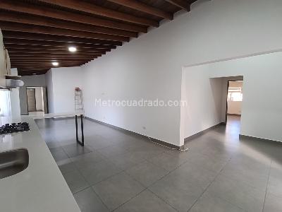 Apartamento de 3 alcobas en arriendo en Parque De Envigado, Envigado, 95 m² · foto 5 de 14