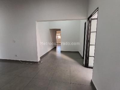 Apartamento de 3 alcobas en arriendo en Parque De Envigado, Envigado, 95 m² · foto 6 de 14