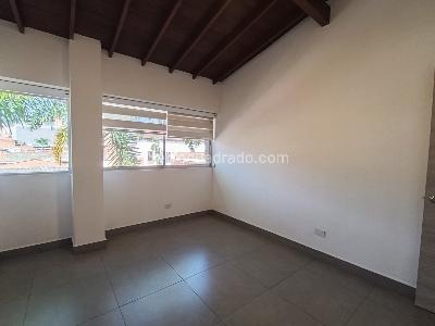 Apartamento de 3 alcobas en arriendo en Parque De Envigado, Envigado, 95 m² · foto 11 de 14