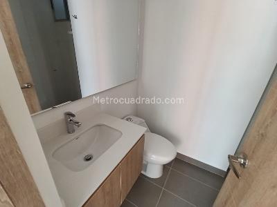 Apartamento de 3 alcobas en arriendo en Los Colegios, Rionegro, 77 m² · foto 8 de 14