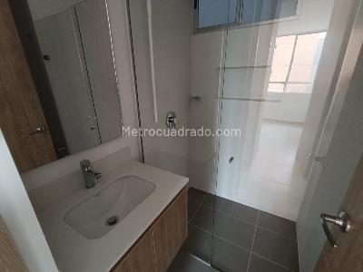 Apartamento de 3 alcobas en arriendo en Los Colegios, Rionegro, 77 m² · foto 11 de 14