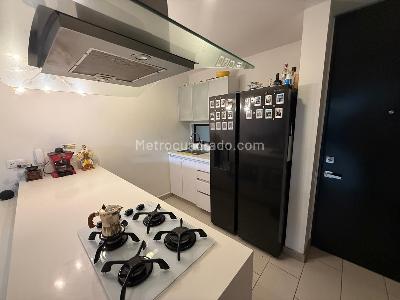 Apartamento de 3 alcobas en arriendo en Laureles Medellin, Medellín, 100 m² · foto 12 de 13