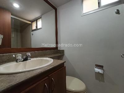Apartamento de 3 alcobas en arriendo en La Aguacatala, Medellín, 90 m² · foto 6 de 17