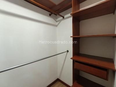 Apartamento de 3 alcobas en arriendo en La Aguacatala, Medellín, 90 m² · foto 8 de 17