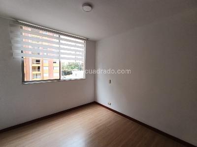 Apartamento de 3 alcobas en arriendo en La Aguacatala, Medellín, 90 m² · foto 9 de 17