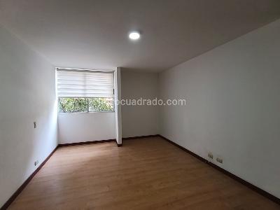 Apartamento de 3 alcobas en arriendo en La Aguacatala, Medellín, 90 m² · foto 10 de 17