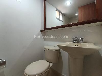 Apartamento de 3 alcobas en arriendo en La Aguacatala, Medellín, 90 m² · foto 11 de 17