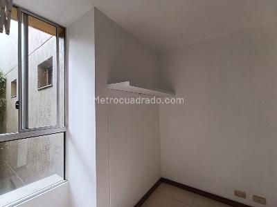 Apartamento de 3 alcobas en arriendo en La Aguacatala, Medellín, 90 m² · foto 15 de 17