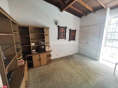 Casa de 5 alcobas en arriendo en Laureles Medellin, Medellín, 280 m² · foto 6 de 20