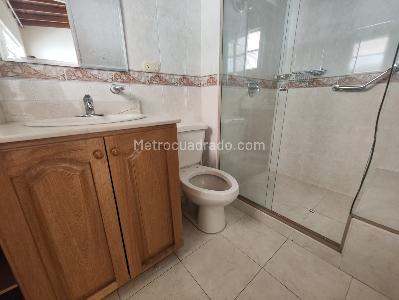 Casa de 5 alcobas en arriendo en Laureles Medellin, Medellín, 280 m² · foto 17 de 20