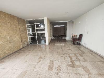 Casa de 5 alcobas en arriendo en Laureles Medellin, Medellín, 280 m² · foto 20 de 20