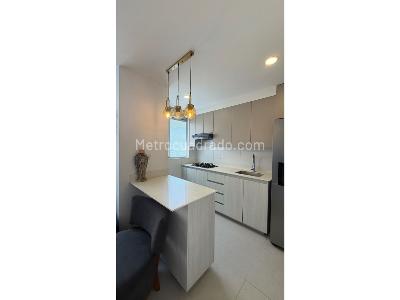 Apartamento de 3 alcobas en venta en Sabaneta, Sabaneta, 79 m² · foto 3 de 20