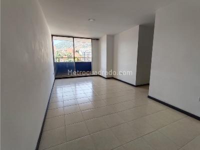 Apartamento en venta en Boston, Medellín · foto 2 de 15